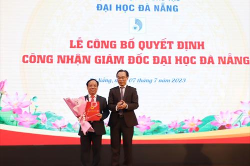 Công bố QĐ công nhận PGS.TS. Nguyễn Ngọc Vũ giữ chức vụ GĐ Đại học Đà Nẵng